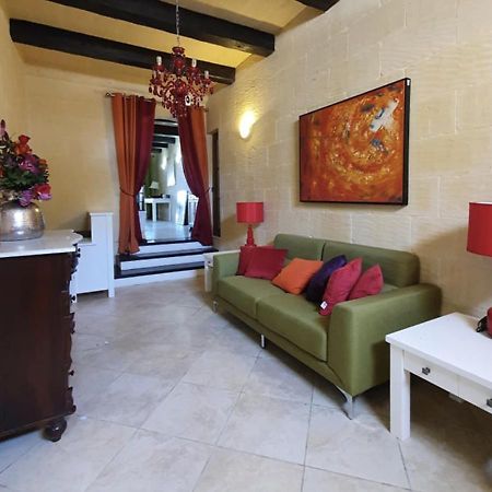 Petra Farmhouse B&B Nadur Exteriör bild