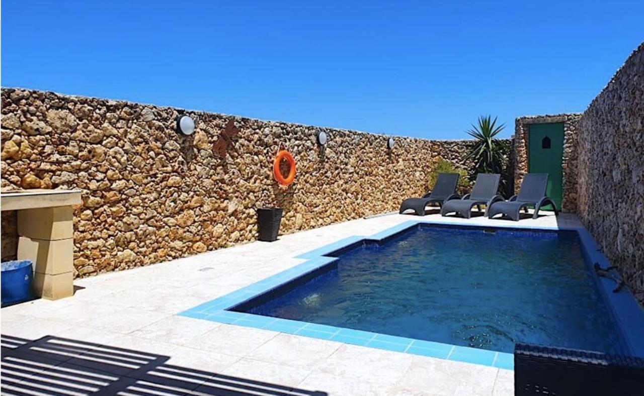 Petra Farmhouse B&B Nadur Exteriör bild